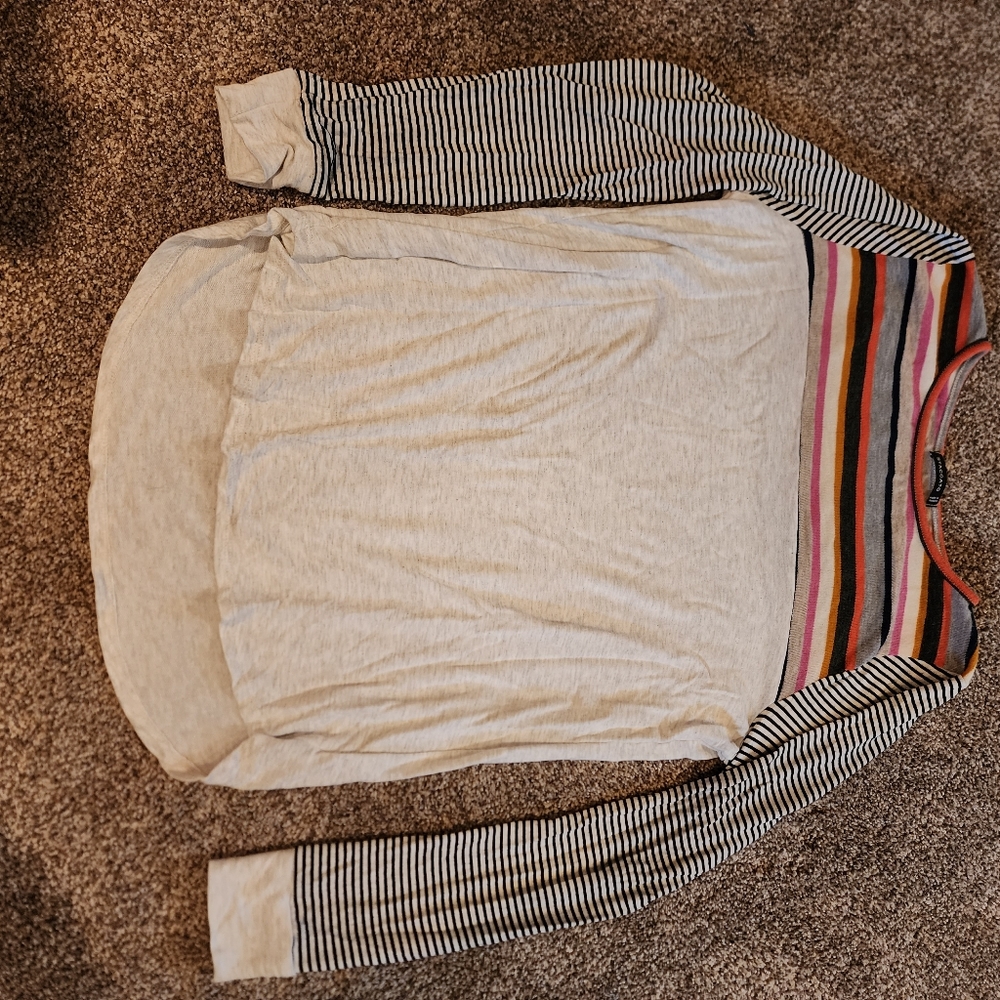 Long sleeve womens tee